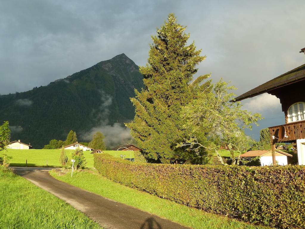 Hotel Restaurant Sunnmatt Aeschi Bei Spiez エクステリア 写真