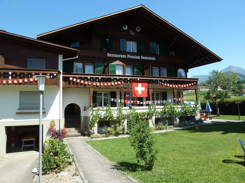 Hotel Restaurant Sunnmatt Aeschi Bei Spiez エクステリア 写真